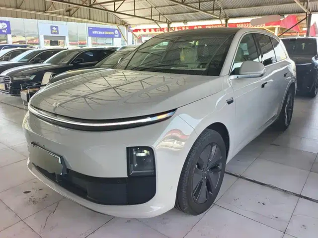 Фотография автомобиля — Li Auto L6