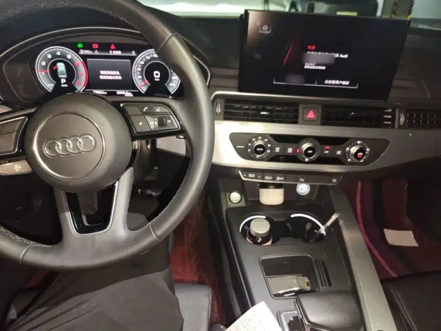 Audi A4L — Фото автомобиля 5