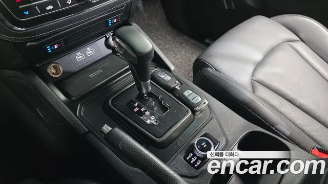 KG_Mobility_Ssangyong Rexton Новый Rexton Sport Khan Дизель 2.2 4WD — Фото автомобиля 5