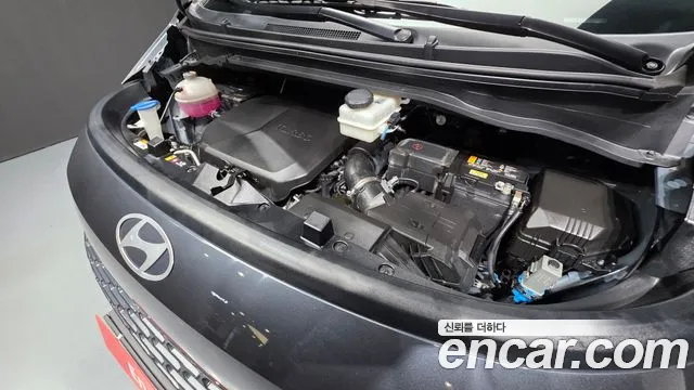 Hyundai Staria Staria Карго 5 мест — Фото автомобиля 3