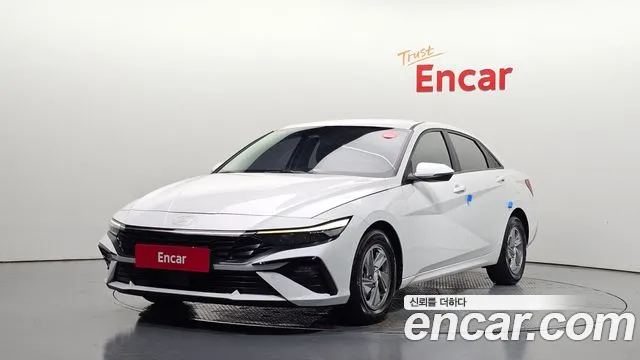 Фотография автомобиля — Hyundai Avante CN7