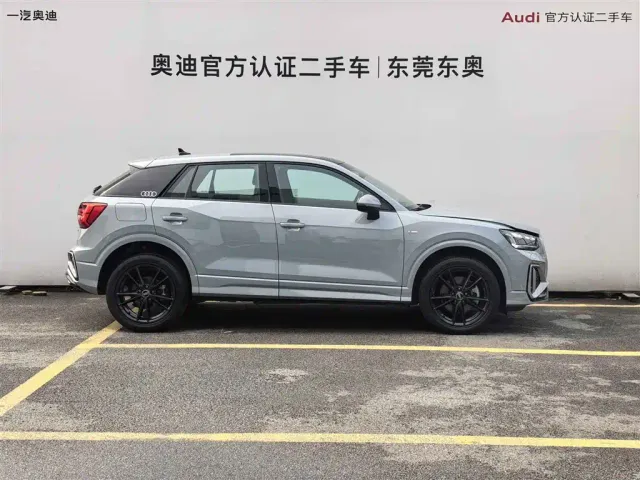 Audi Q2L — Фото автомобиля 3