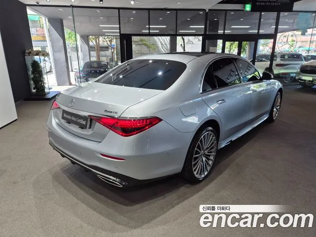 Mercedes-Benz S-Class — Фото автомобиля 2