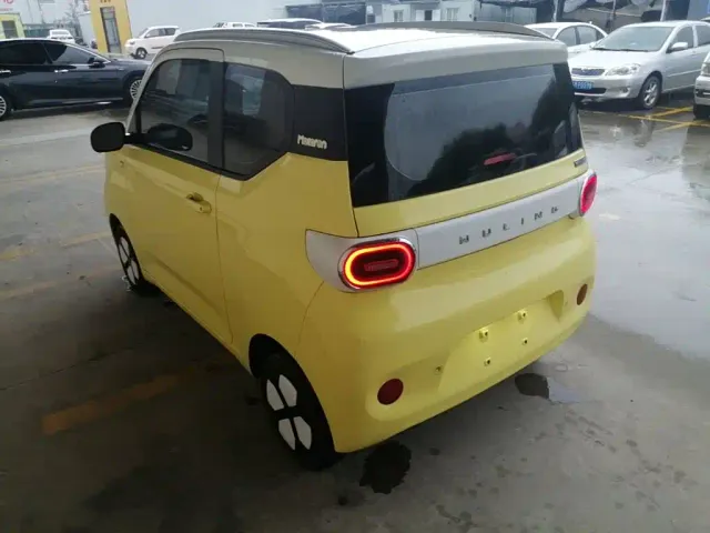 Wuling Hongguang Mini EV — Фото автомобиля 4