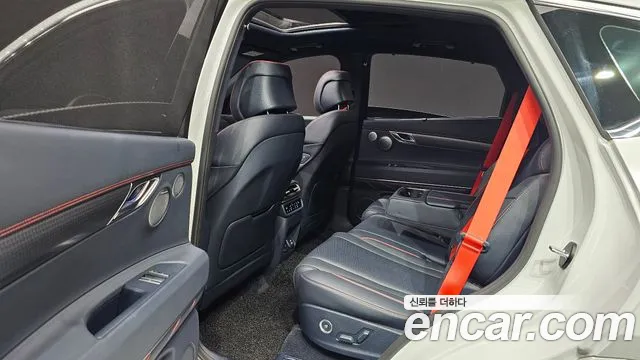 Genesis GV80 — Фото автомобиля 12
