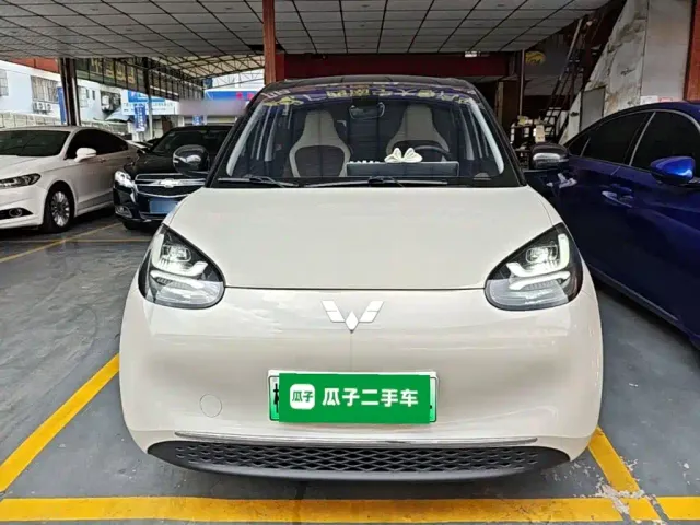 Wuling Bingo — Фото автомобиля 2