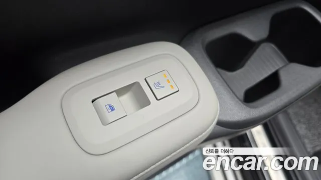 Hyundai Santa Fe MX5 — Фото автомобиля 18