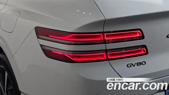 Genesis GV80 — Фото автомобиля 8