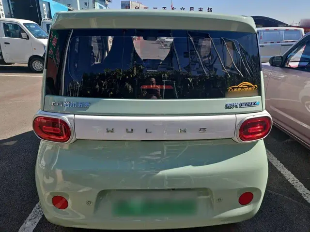 Wuling Hongguang Mini EV — Фото автомобиля 5