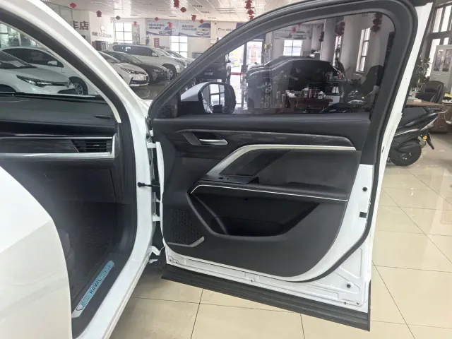 Haval H6 — Фото автомобиля 13