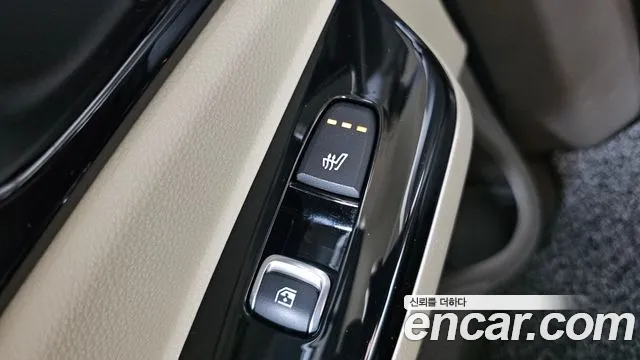 Kia Carnival Generation 4 — Фото автомобиля 19