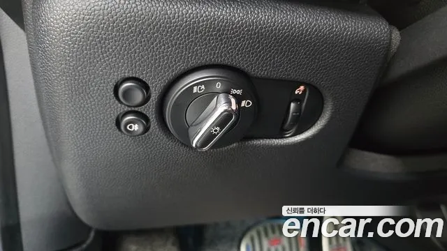MINI Cooper — Фото автомобиля 25