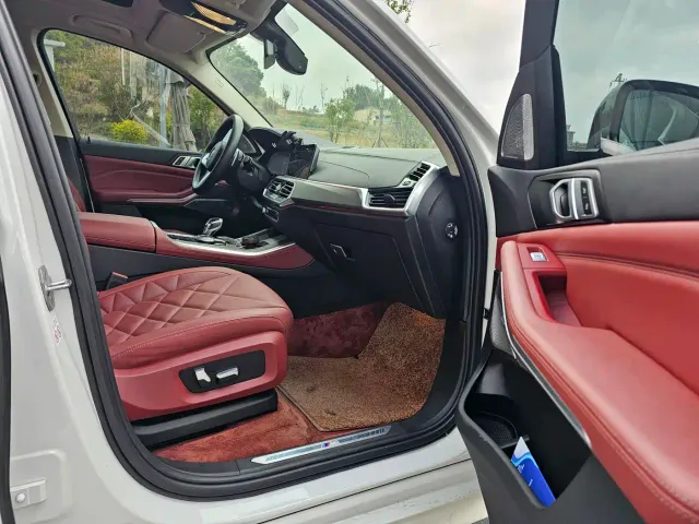 BMW X5 — Фото автомобиля 8