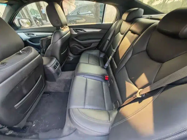 Cadillac CT5 — Фото автомобиля 6