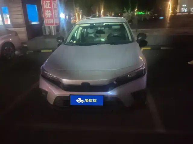 Honda Civic — Фото автомобиля 2