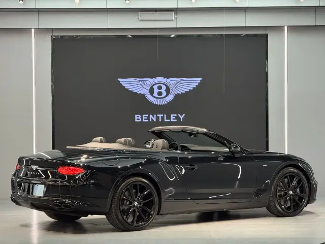 Bentley Continental — Фото автомобиля 4