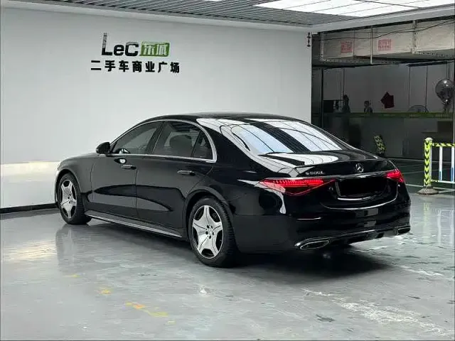 Mercedes-Benz S-Class — Фото автомобиля 5