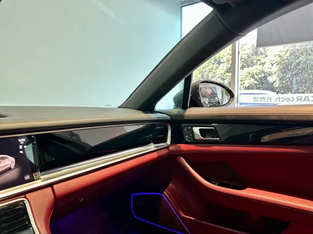 Porsche Panamera — Фото автомобиля 9