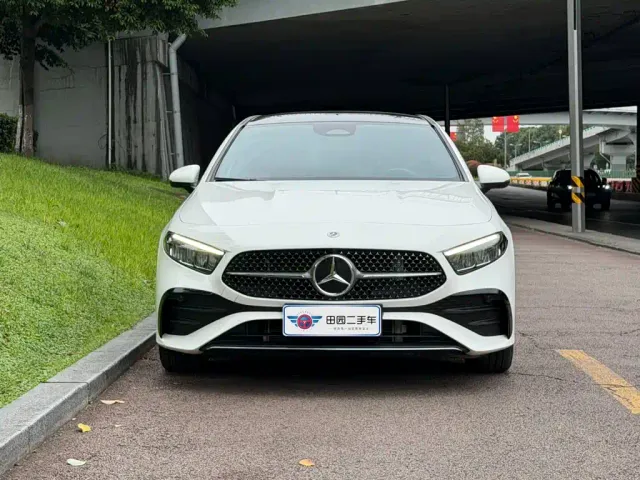 Mercedes-Benz A-Class — Фото автомобиля 2