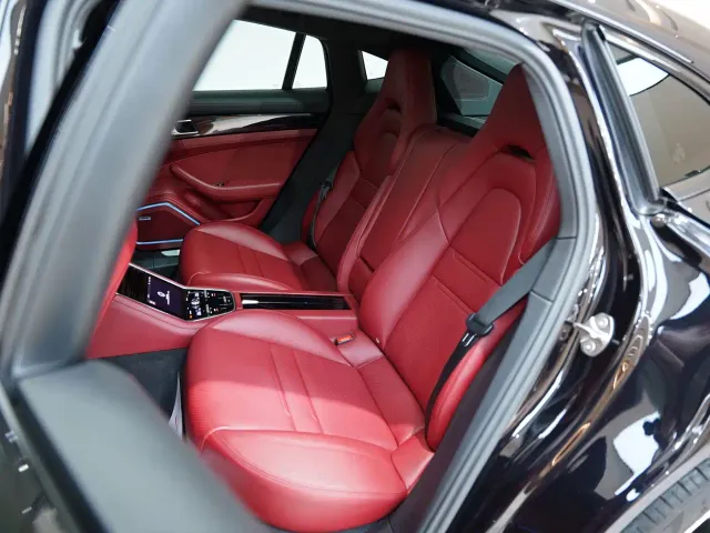 Porsche Panamera — Фото автомобиля 23
