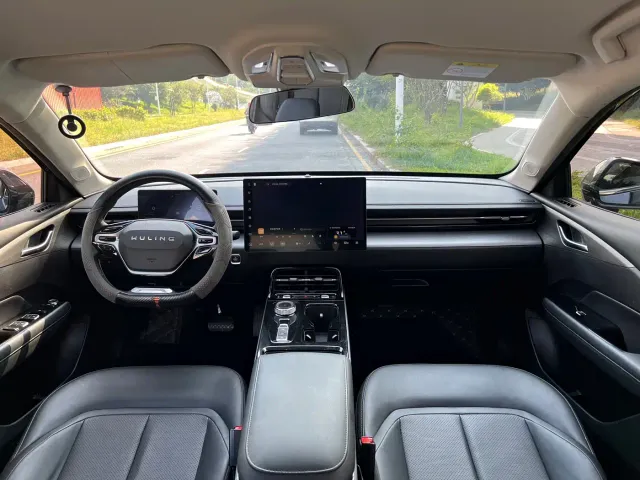 Wuling Starlight — Фото автомобиля 15