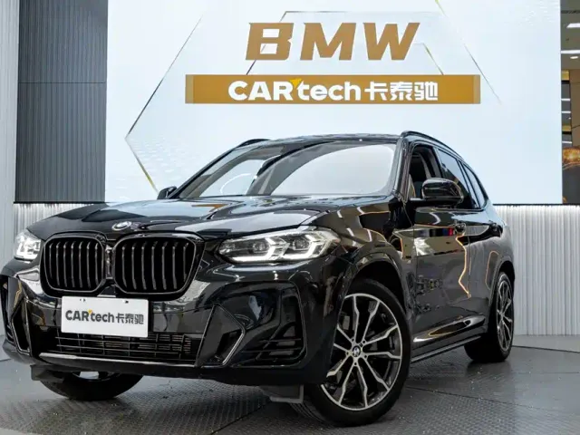 Фотография автомобиля — BMW X3