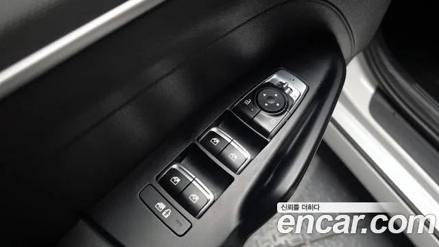Kia K5 Новый K5 3 поколение 2.0 LPi(Для проката) — Фото автомобиля 27