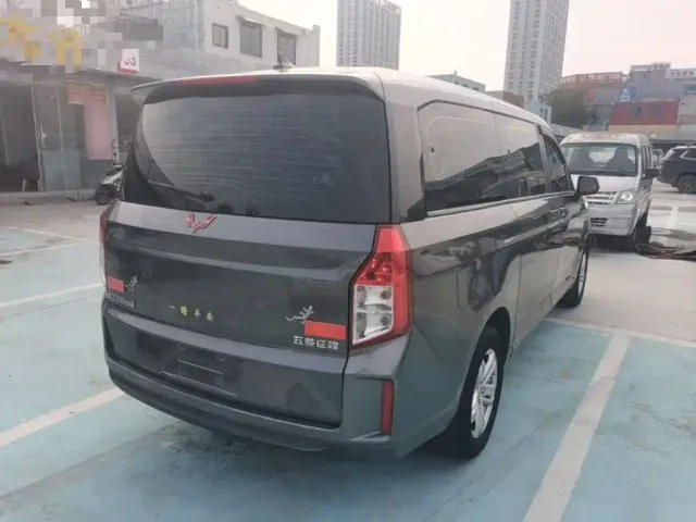 Wuling Zhengcheng — Фото автомобиля 6