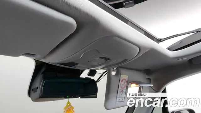 Jeep Renegade — Фото автомобиля 17