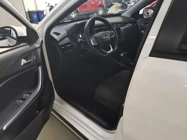 Chery Tiggo 3x — Фото автомобиля 14