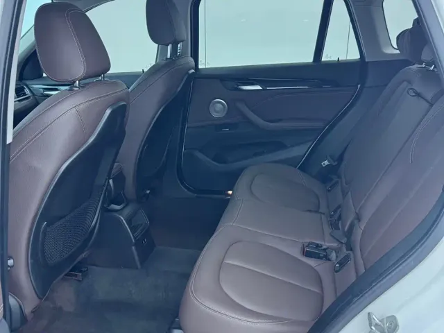 BMW X1 — Фото автомобиля 14