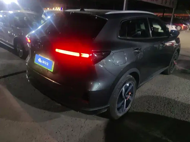 Changan Qiyuan Q05 — Фото автомобиля 3