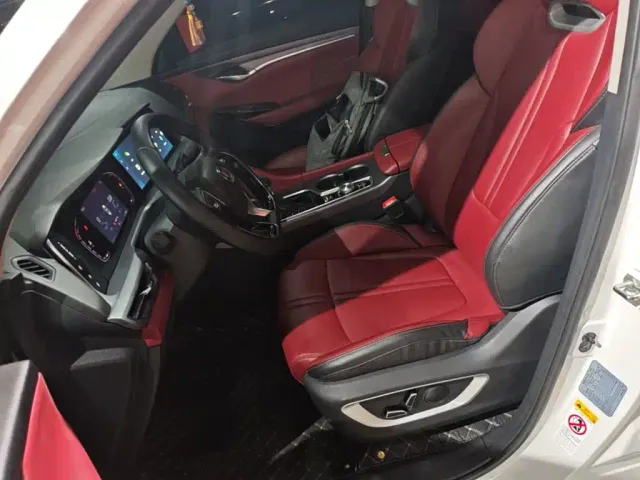 Changan CS75 Plus — Фото автомобиля 14
