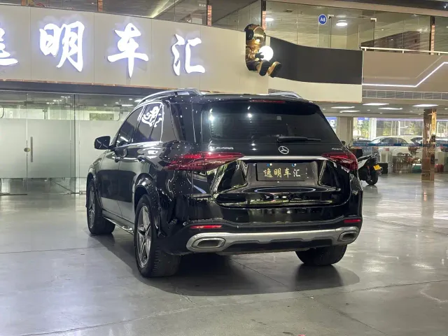 Mercedes-Benz GLE-Class — Фото автомобиля 15