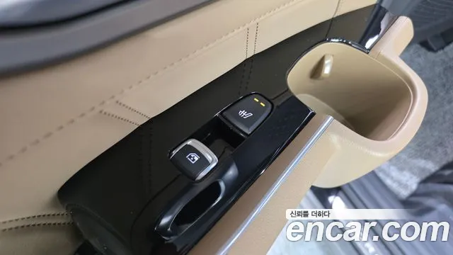 Kia Sorento Дизель 2.2 2WD — Фото автомобиля 8