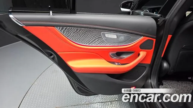 Mercedes-Benz AMG GT 4 двери 43 4MATIC+ — Фото автомобиля 19