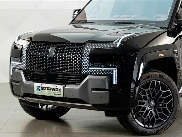 BYD U8 — Фото автомобиля 2