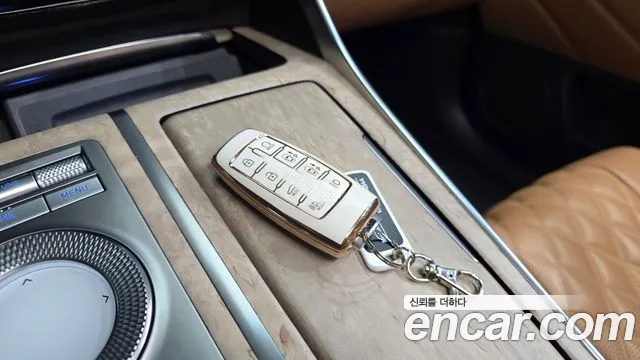 Genesis GV80 — Фото автомобиля 21