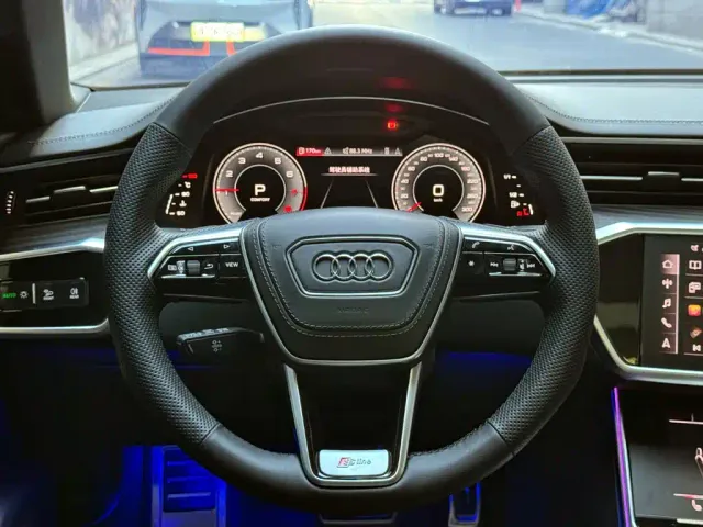 Audi A6L — Фото автомобиля 12