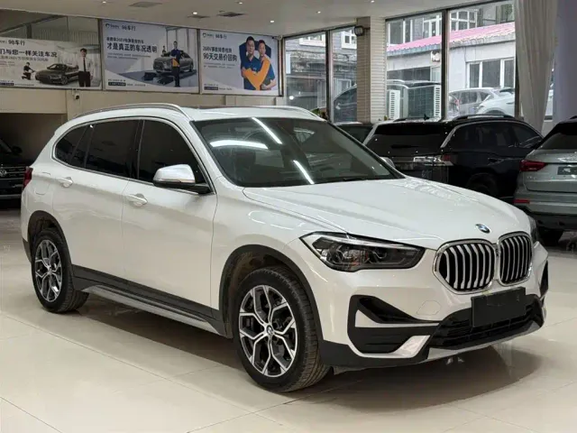 BMW X1 — Фото автомобиля 3