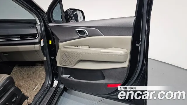 Kia Carnival 4th Gen — Фото автомобиля 14