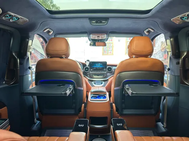 Mercedes-Benz V-Class — Фото автомобиля 15