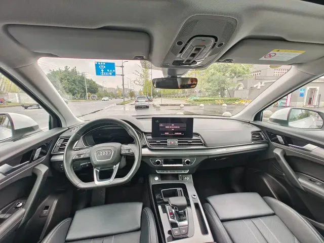 Audi Q5L — Фото автомобиля 9