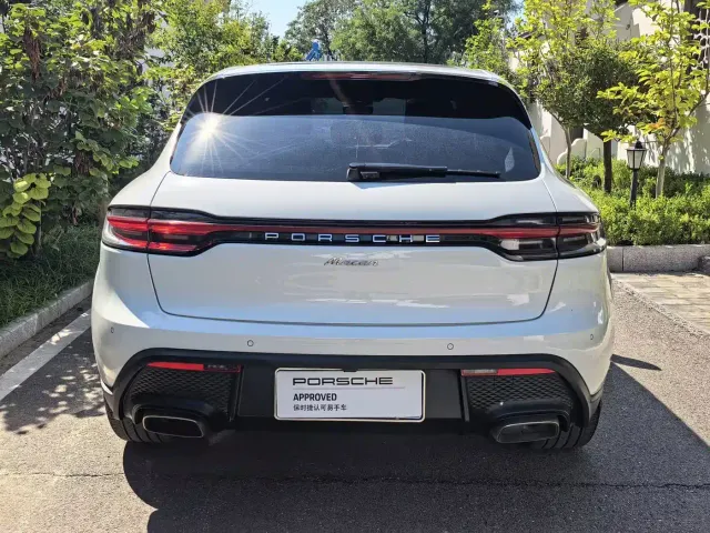Porsche Macan — Фото автомобиля 10