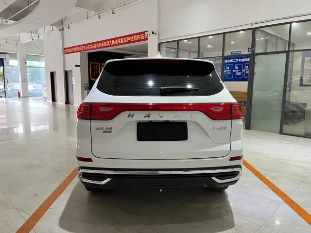 Haval M6 — Фото автомобиля 5