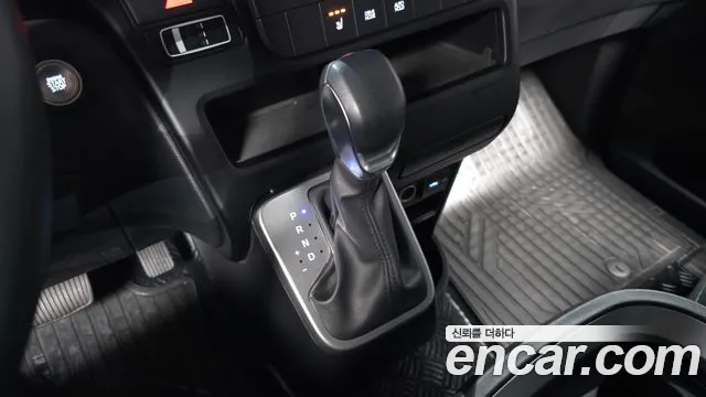 Hyundai Staria Staria Карго 5 мест — Фото автомобиля 8