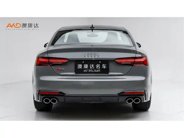 Audi S5 — Фото автомобиля 4
