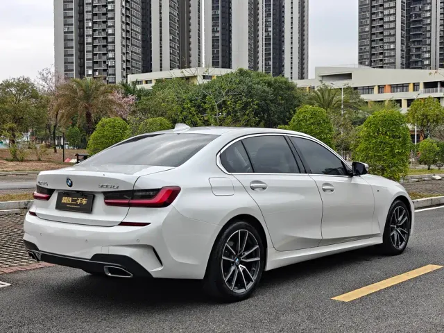 BMW 3 Series — Фото автомобиля 6