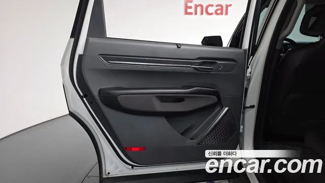 Kia EV9 — Фото автомобиля 14