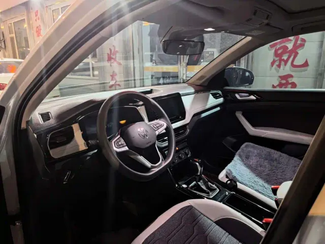 Volkswagen Tharu — Фото автомобиля 5